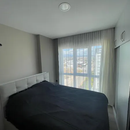 Airport Apartment